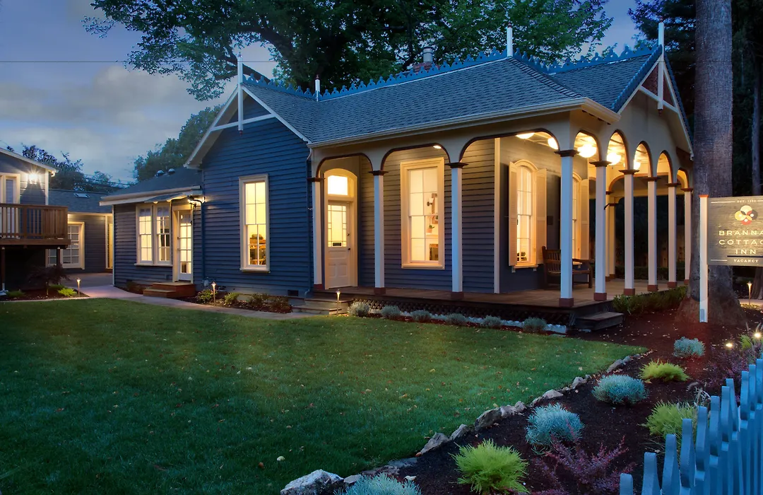 Brannan Cottage Inn-1